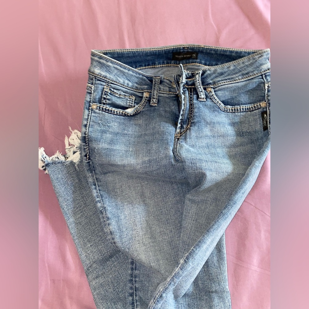 Silver jeans suki skinny. Size W/26 L/29.